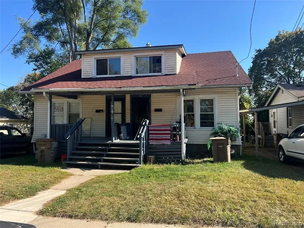 $1,200 | 30 McKinley Street, Pontiac, MI 48342