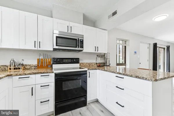 $329,999 | 2140 Gunsmith Terrace, Woodbridge, VA 22191