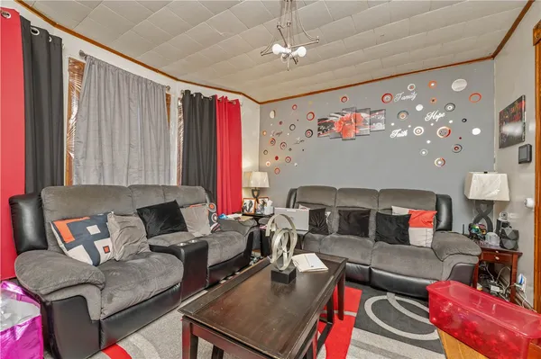 $139,900 | 185 Lexington Avenue, Rochester, NY 14613