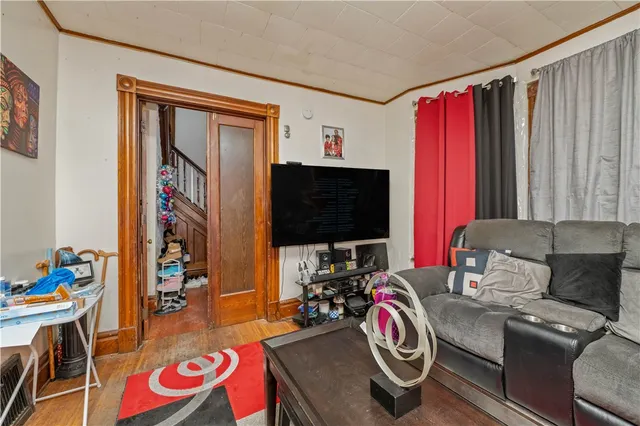 $149,900 | 185 Lexington Avenue, Rochester, NY 14613