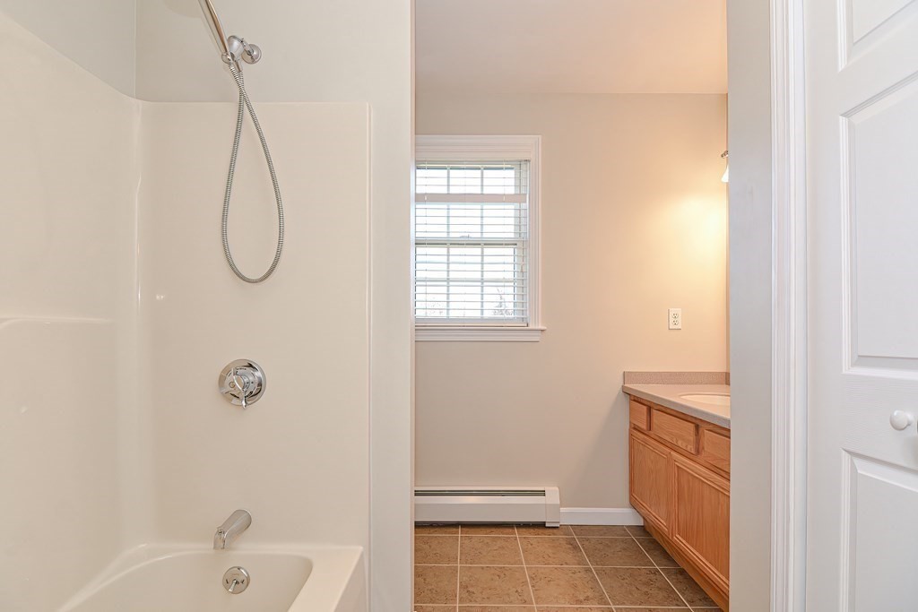 8 Roberts Road Dudley, MA 01571 - Photo 29 of 41 Gallery Image 29