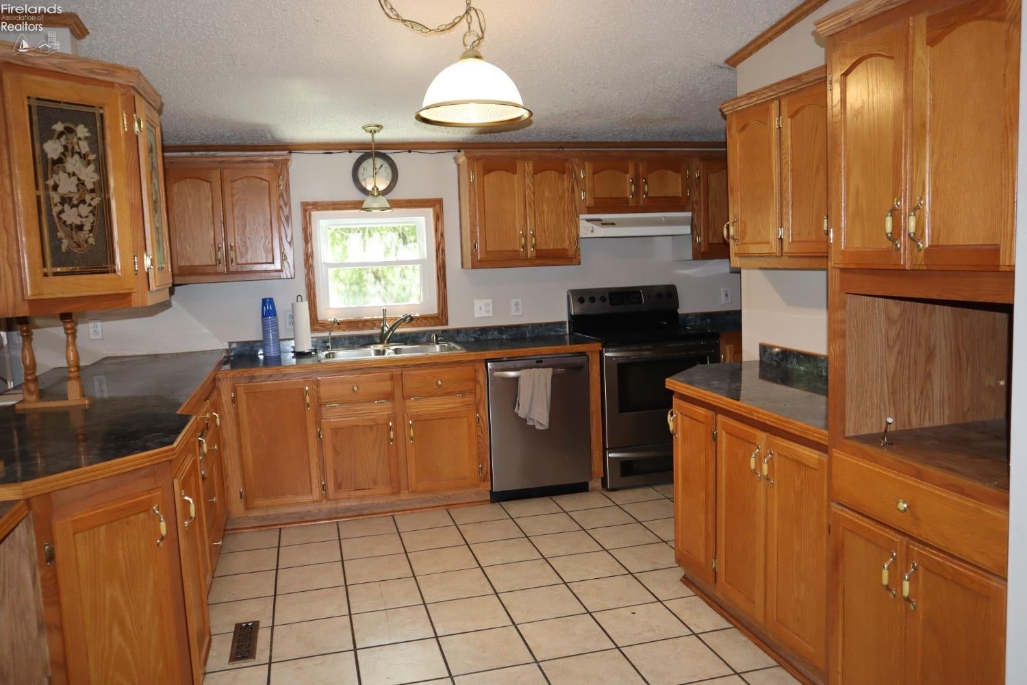 2401 Collins Road Collins, OH 44826 - Photo 16 of 27 Gallery Image 16