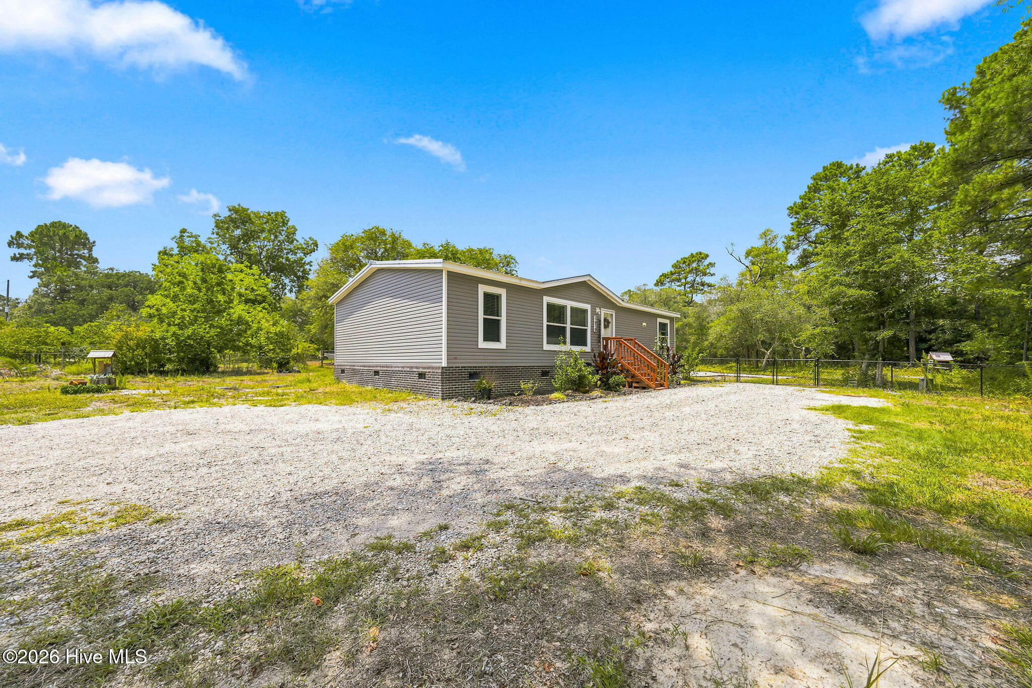1610 Stanbury Road Southwest Supply, NC 28462 - Photo 4 of 55 Gallery Image 4