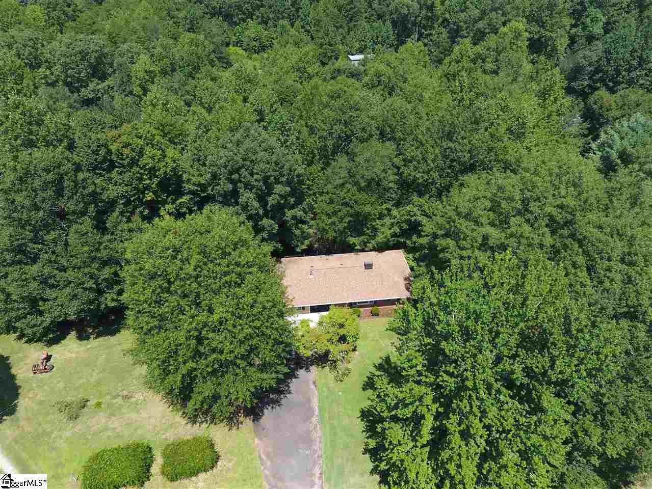 342 Ledbetter Road Travelers Rest, SC 29690 - Photo 3 of 19