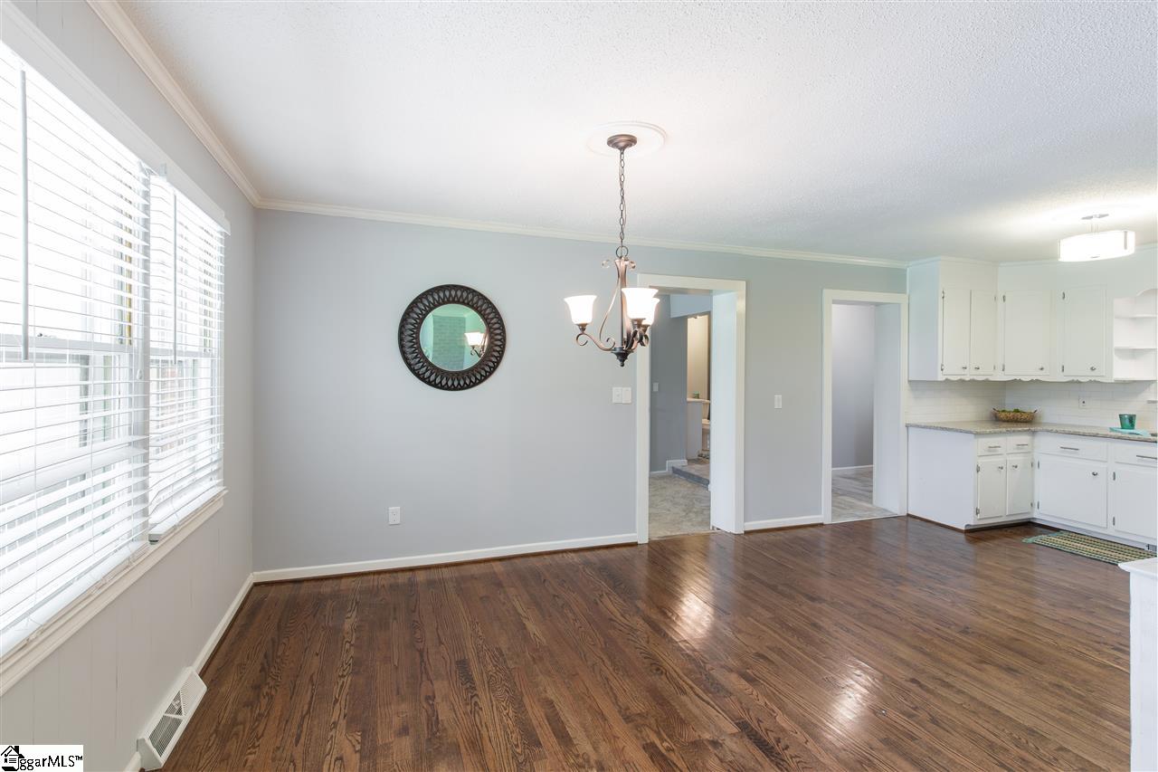 342 Ledbetter Road Travelers Rest, SC 29690 - Photo 7 of 19