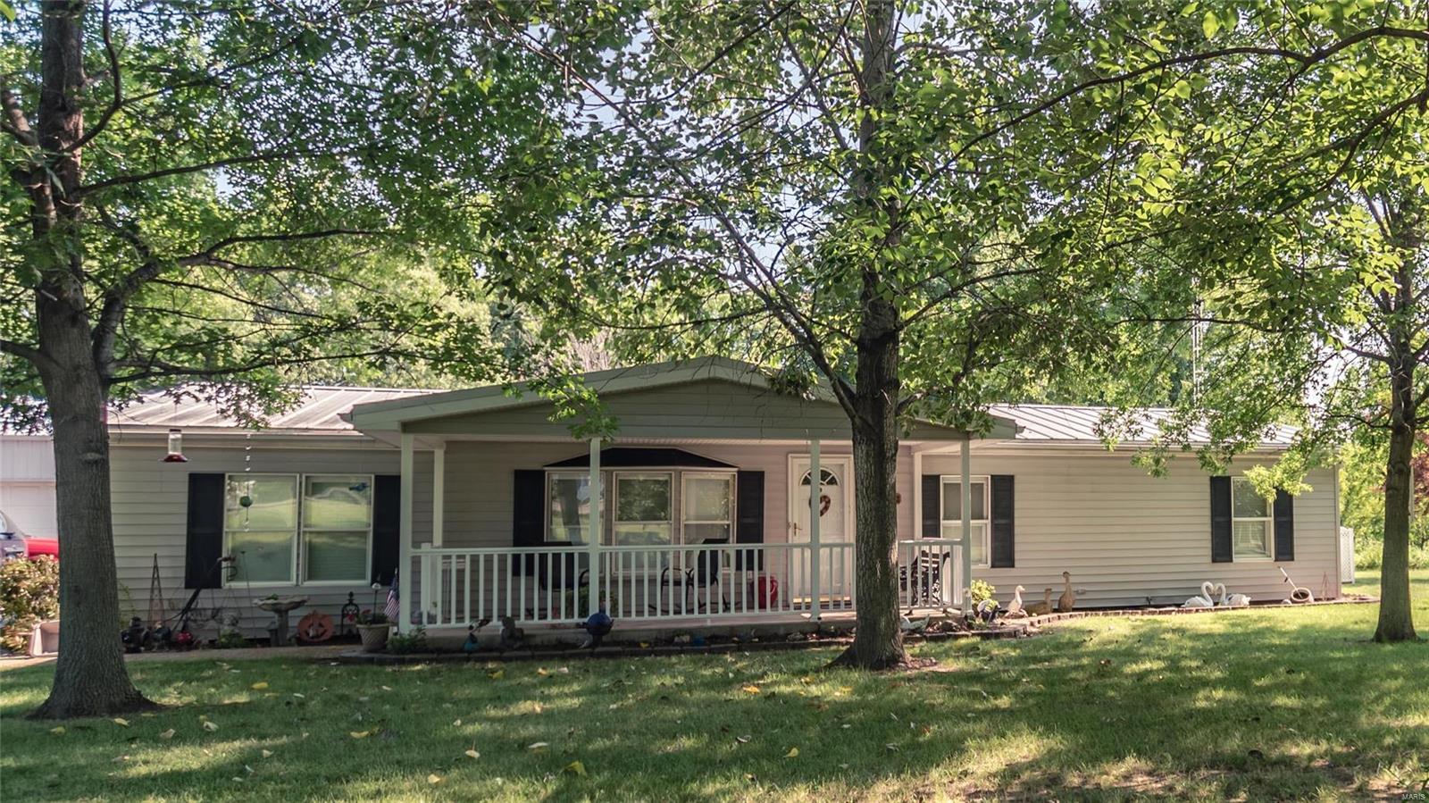 7266 D Road Waterloo, IL 62298 - Photo 1 of 40