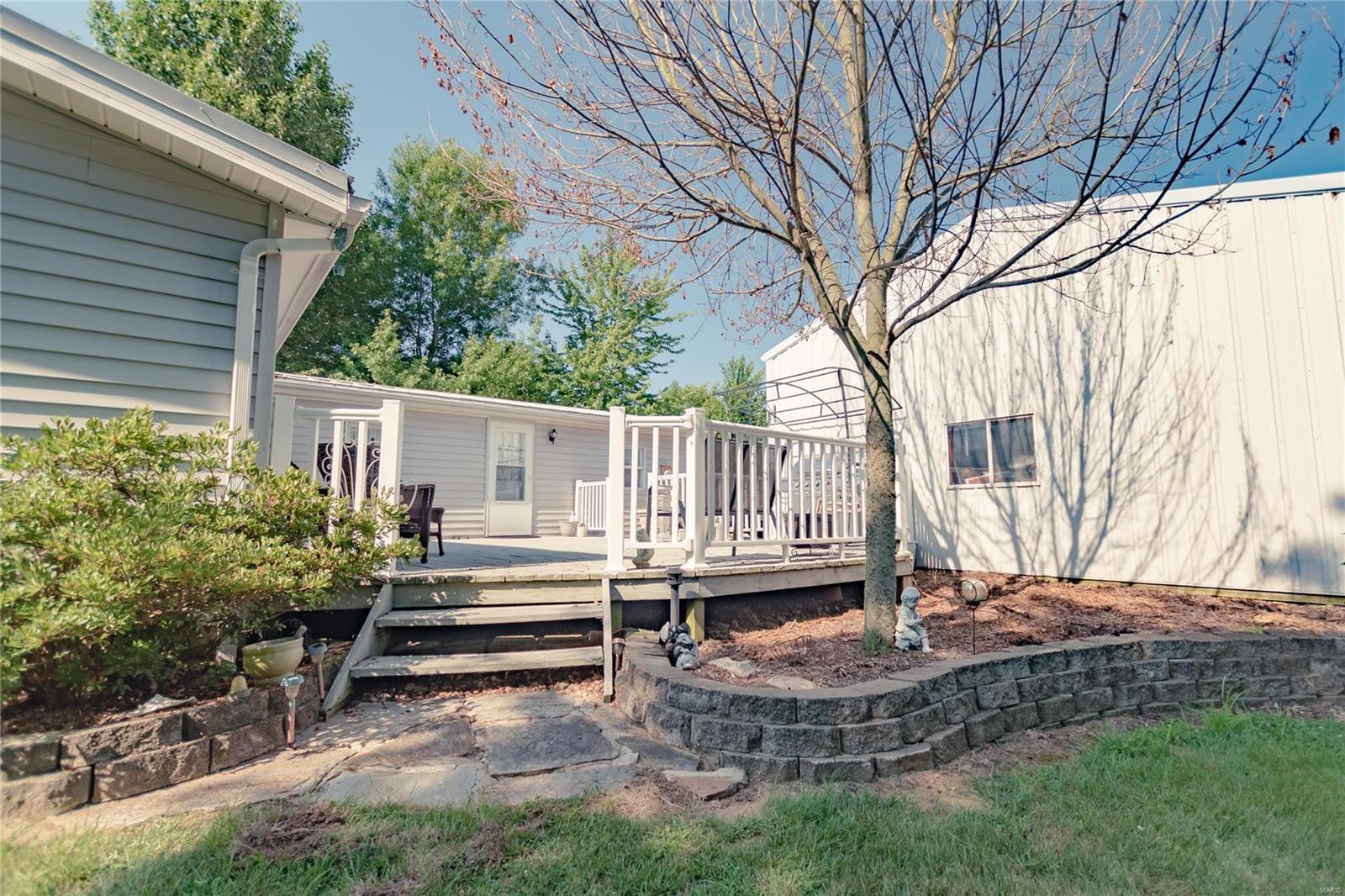 7266 D Road Waterloo, IL 62298 - Photo 2 of 40