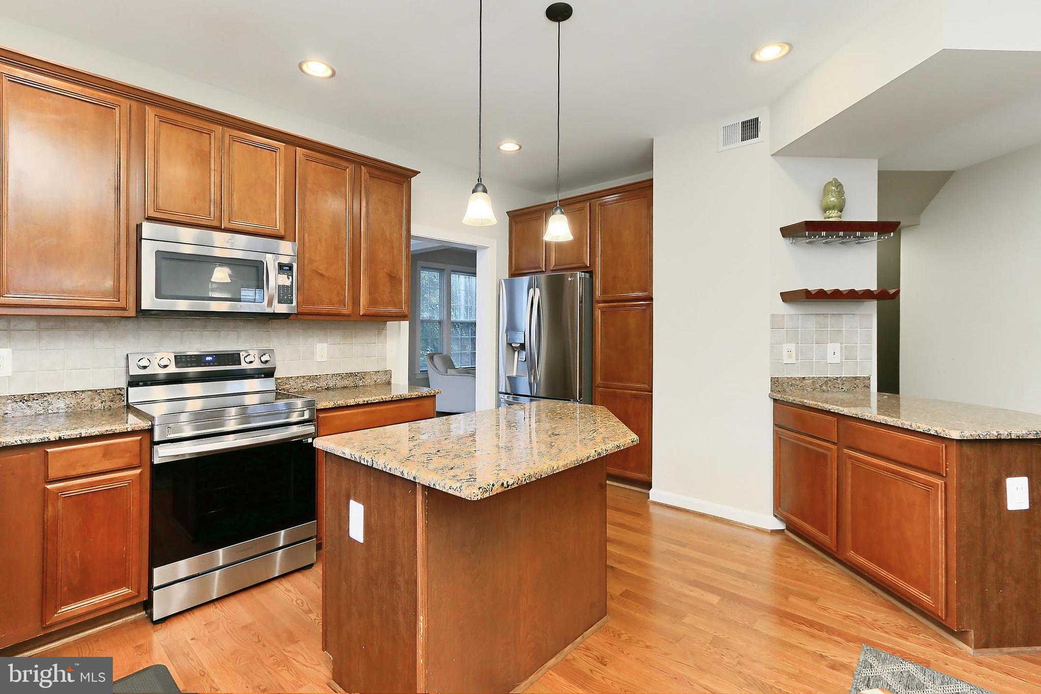 42584 Swallowtail Way Brambleton, VA 20148 - Photo 19 of 59