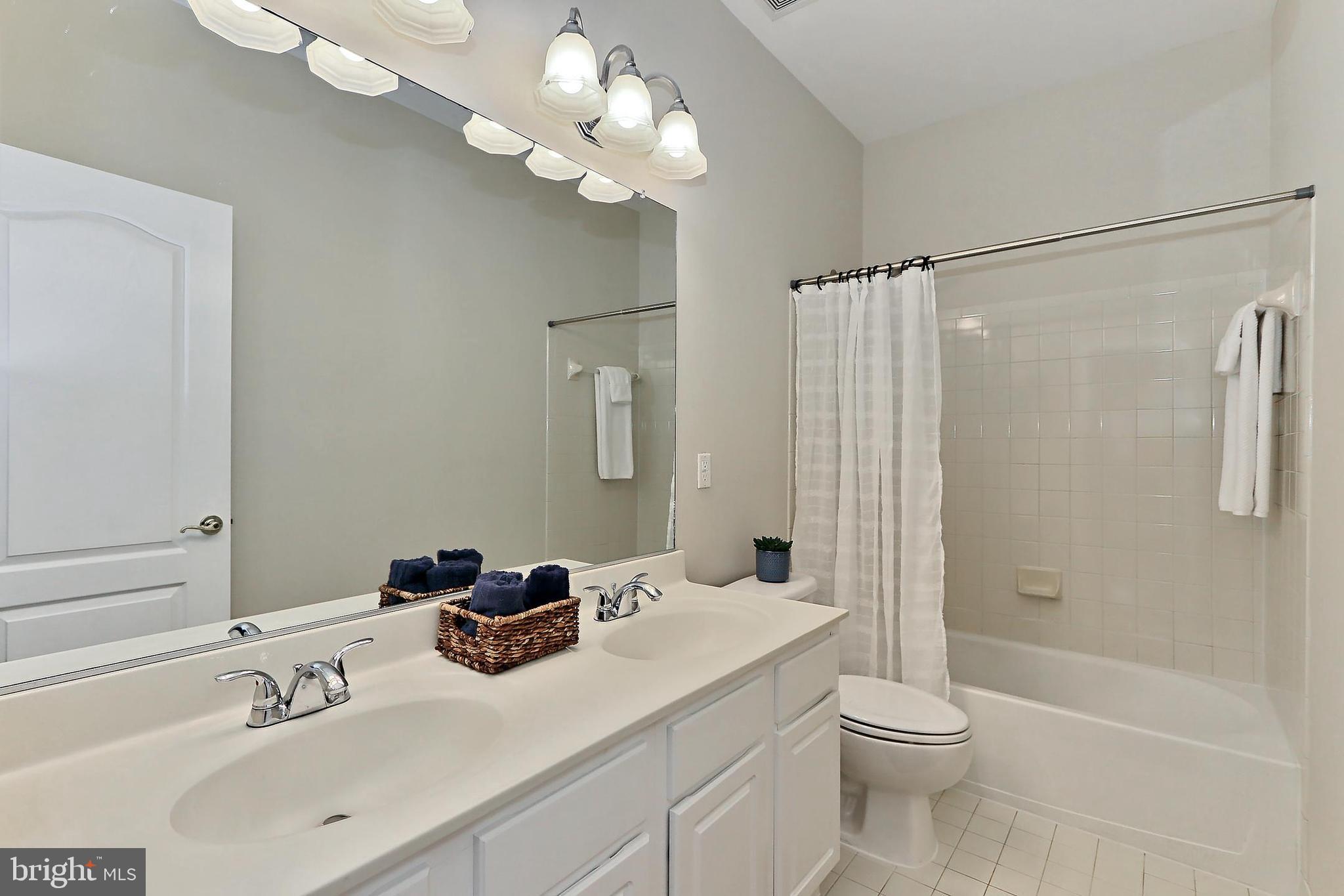 42584 Swallowtail Way Brambleton, VA 20148 - Photo 40 of 59