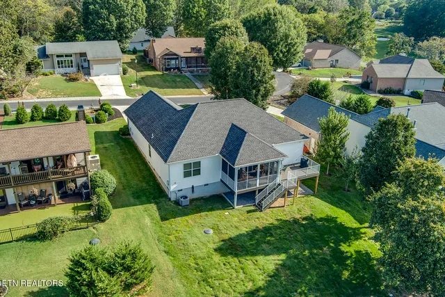 $489,000 | 134 Daleyuhski Way, Loudon, TN 37774