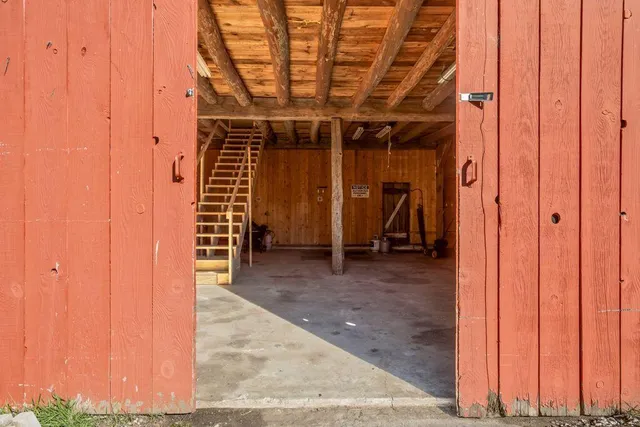 $399,999 | 192 Turkey Lane, Winthrop, ME 04364