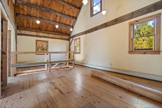 $399,999 | 192 Turkey Lane, Winthrop, ME 04364