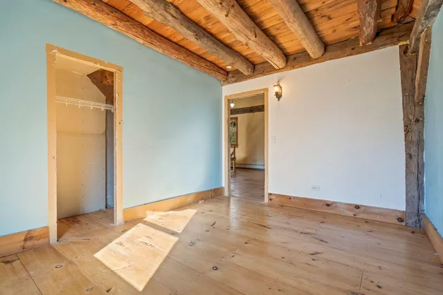 $399,999 | 192 Turkey Lane, Winthrop, ME 04364