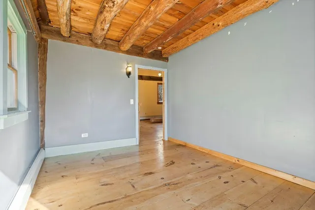 $399,999 | 192 Turkey Lane, Winthrop, ME 04364