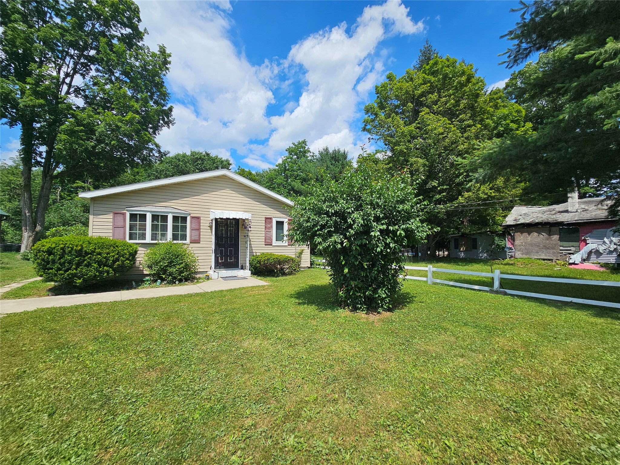 824 Day Hollow Road Endicott, NY 13760 - Photo 32 of 35
