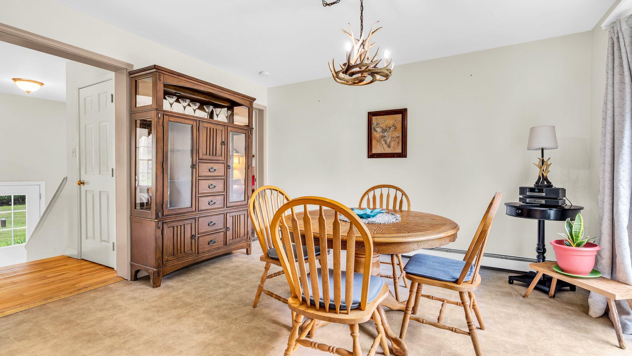 15 Juniper Hill Road Boothbay, ME 04537 - Photo 8 of 42 8