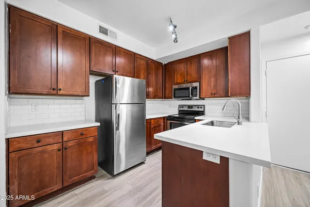 $1,325 | 4608 West Maryland Avenue, Unit 1172, Glendale, AZ 85301