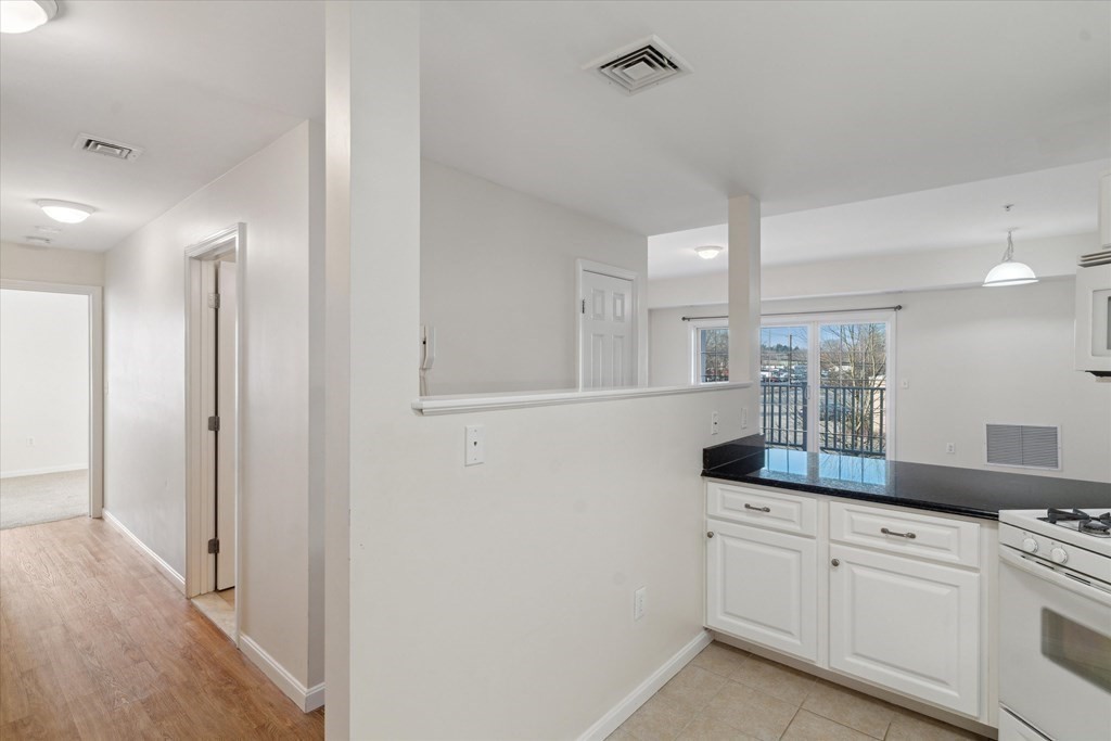 34 Burnham Road, Unit 204 Methuen, MA 01844 - Photo 5 of 30 Gallery Image 5