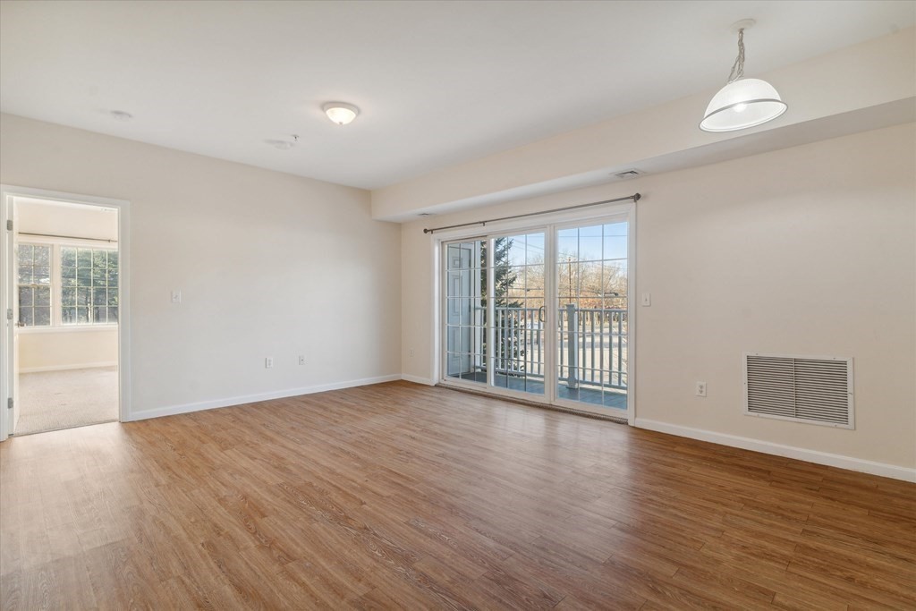 34 Burnham Road, Unit 204 Methuen, MA 01844 - Photo 8 of 30 Gallery Image 8