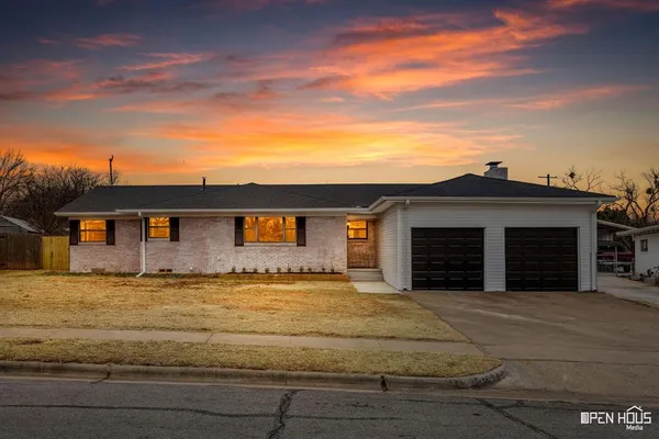 $240,000 | 1611 Singleton Avenue, Wichita Falls, TX 76302