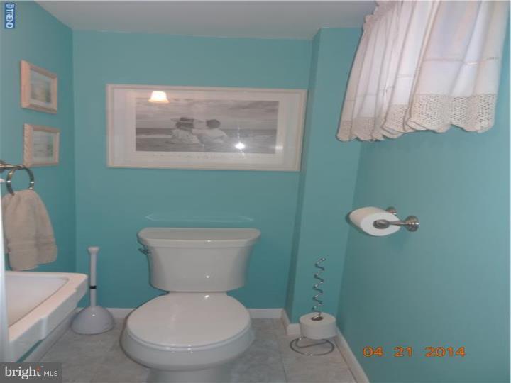 703 Glen Road Warminster, PA 18974 - Photo 11 of 20 Gallery Image 11