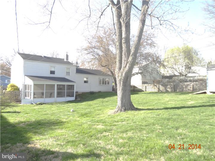 703 Glen Road Warminster, PA 18974 - Photo 17 of 20 Gallery Image 17