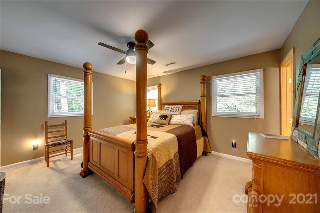 167 Kingfisher Road, Unit 312 Brevard, NC 28712 - Photo 8 of 27 Gallery Image 8