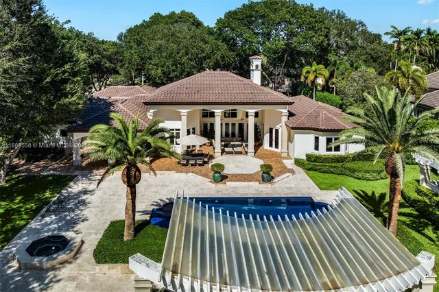 $6,750,000 | 6350 Southwest 92nd Street, Pinecrest, FL 33156