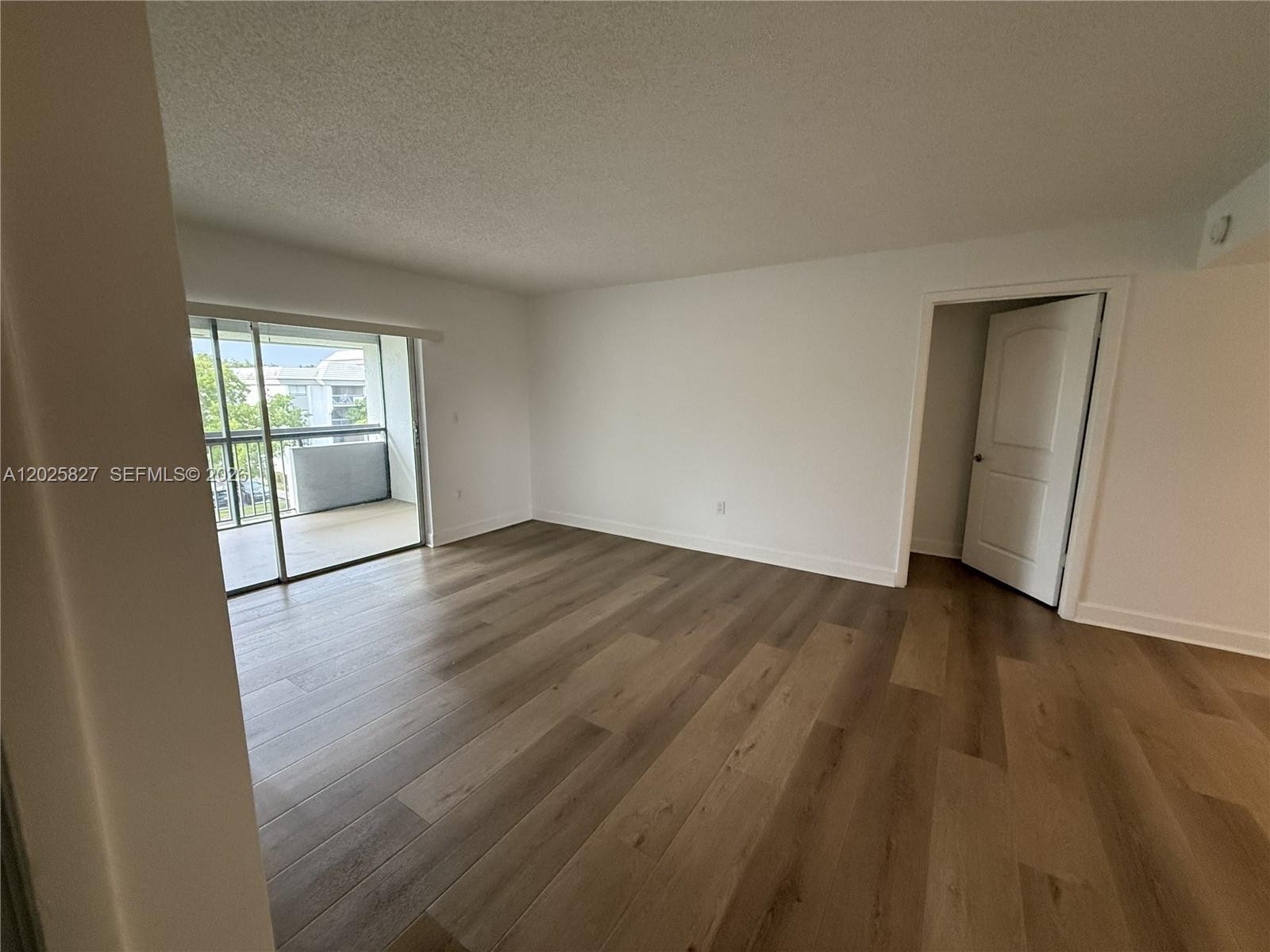 731 North Pine Island Road, Unit 401 Plantation, FL 33324 - Photo 18 of 30