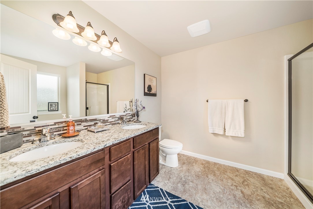 9235 178th Lane Southwest Rochester, WA 98579 - Photo 13 of 25
