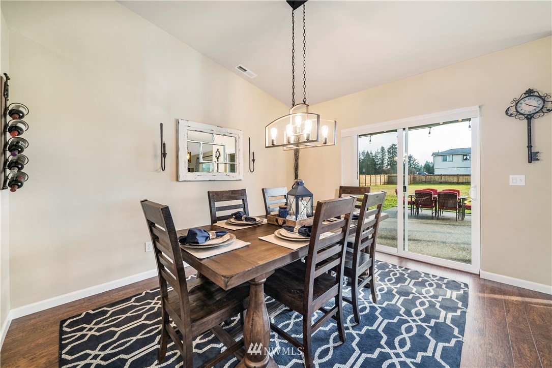 9235 178th Lane Southwest Rochester, WA 98579 - Photo 7 of 25