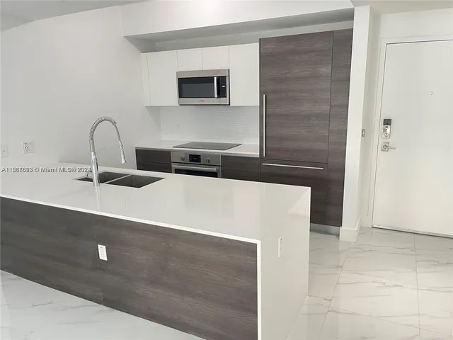 $570,000 | 301 Altara Avenue, Unit 608, Coral Gables, FL 33146