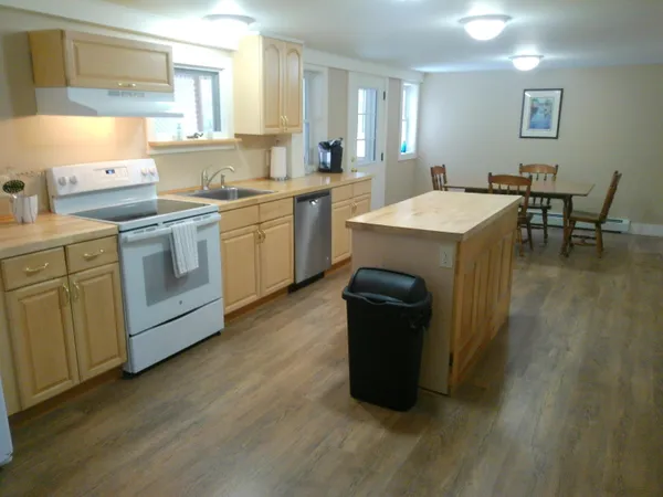 $825,000 | 473 Tatnic Road, Wells, ME 04090
