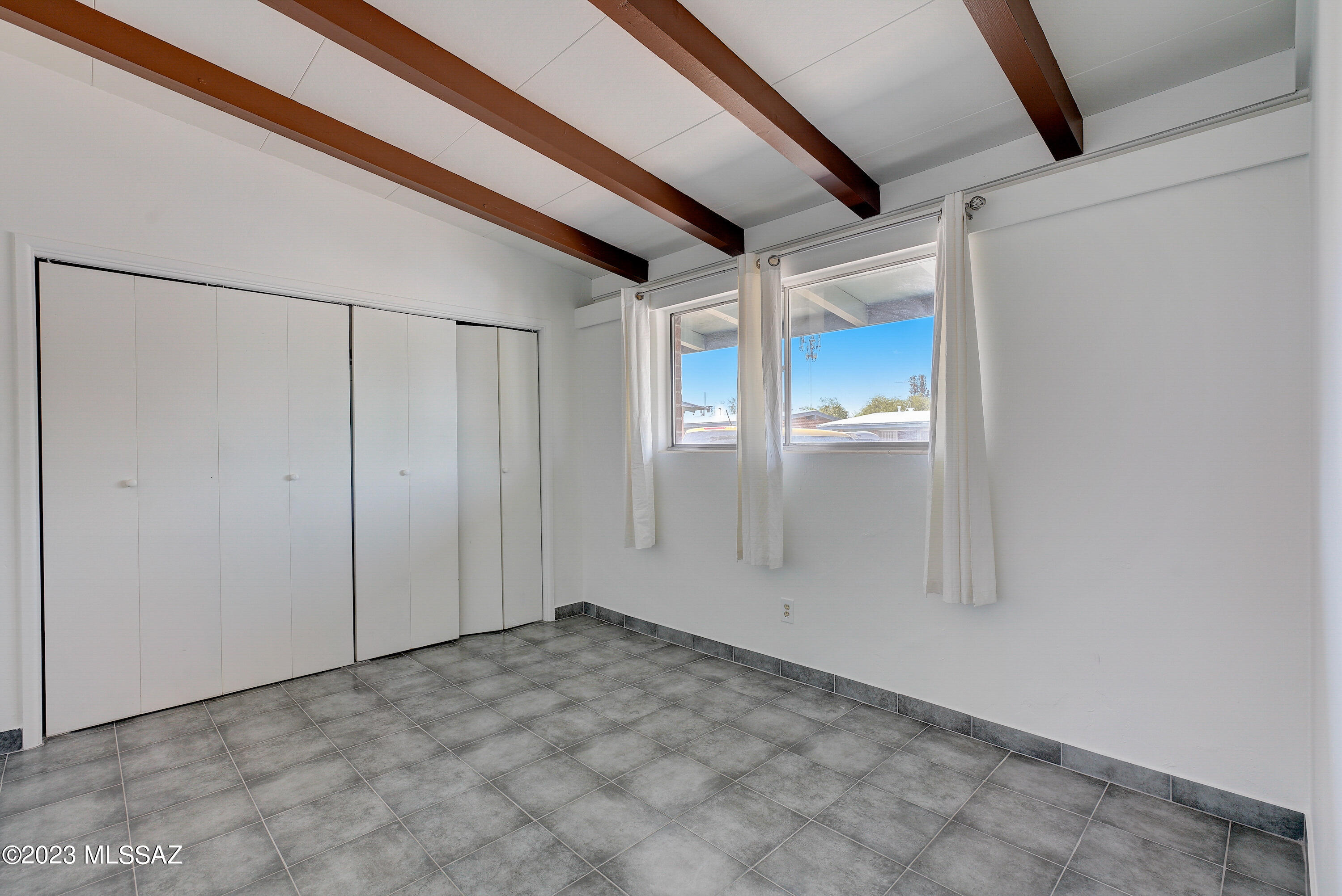2121 North Country Club Road, Unit 1 Tucson, AZ 85716 - Photo 6 of 12