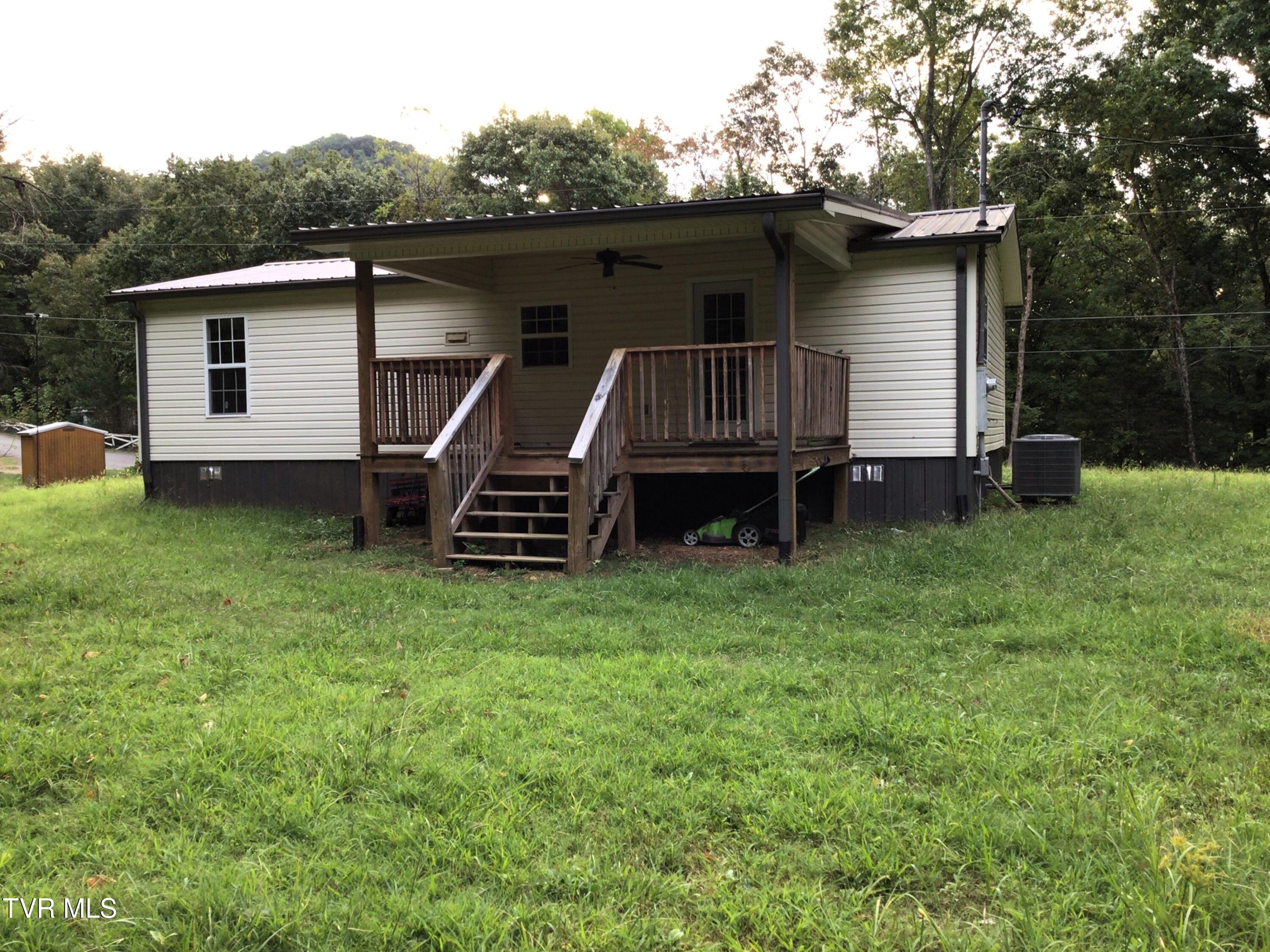 210 Buckboard Road Greeneville, TN 37743 - Photo 5 of 22 210 BUCKBOARD RD