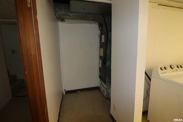 $239,000 | 7902 North Radnor Road, Peoria, IL 61614