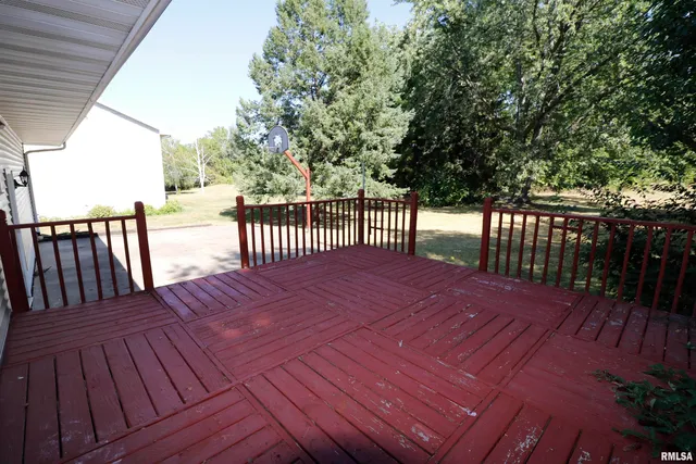 $239,000 | 7902 North Radnor Road, Peoria, IL 61614