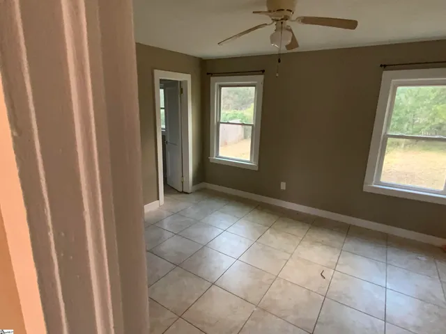 $185,000 | 8 West 8th Street, Greenville, SC 29611