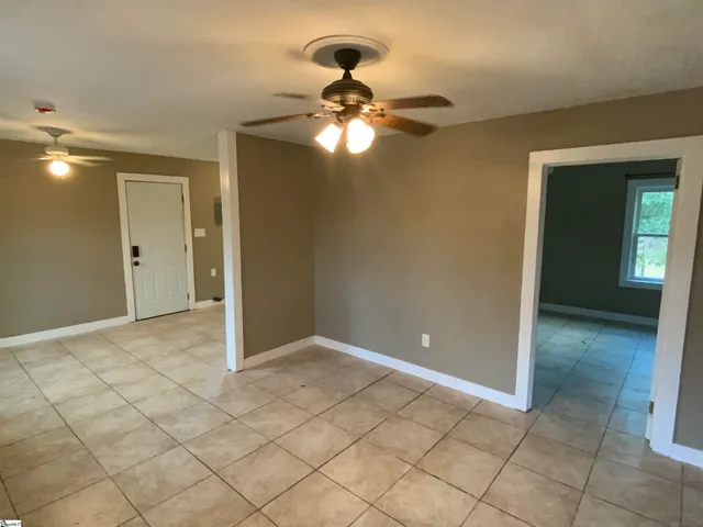 $185,000 | 8 West 8th Street, Greenville, SC 29611