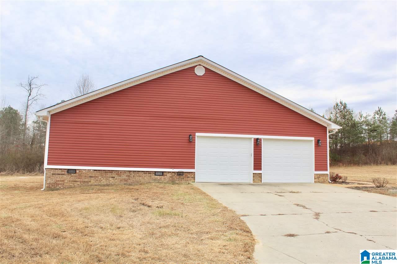 1980 County Road 515 Rainsville, AL 35986 - Photo 3 of 35