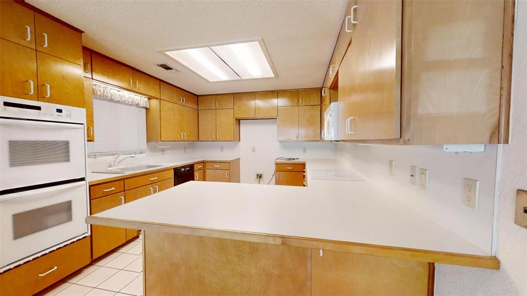 5131 Wedgefield Road Granbury, TX 76049 - Photo 13 of 33