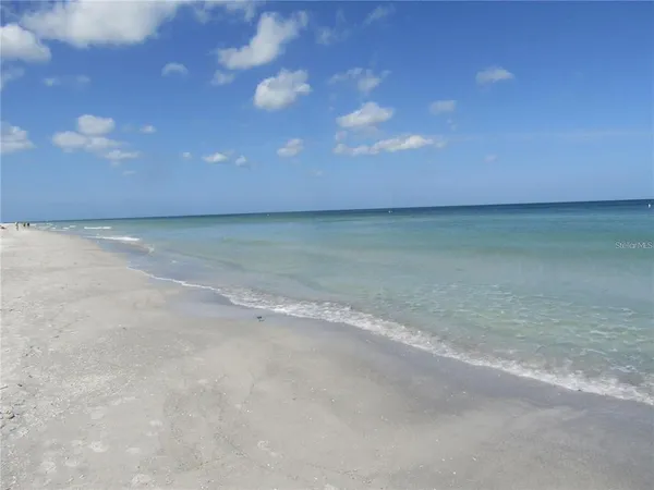 $3,500 | 1460 Gulf Boulevard, Unit 308, Clearwater Beach, FL 33767