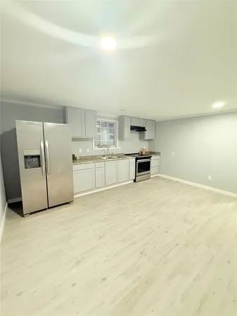 $1,000 | 12090 Canal Street, Unit 2, Willis, TX 77318