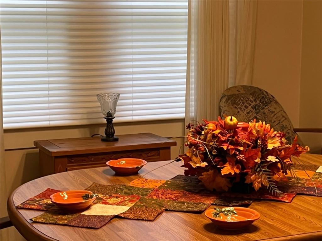 920 Chester Street Springdale, PA 15144 - Photo 3 of 11 Gallery Image 3
