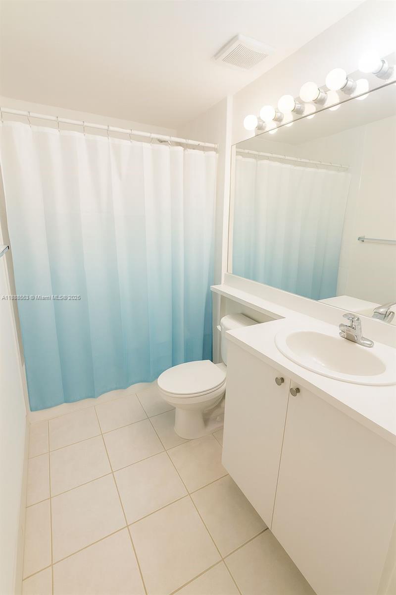 8040 North Nob Hill Road, Unit 105 Tamarac, FL 33321 - Photo 12 of 21