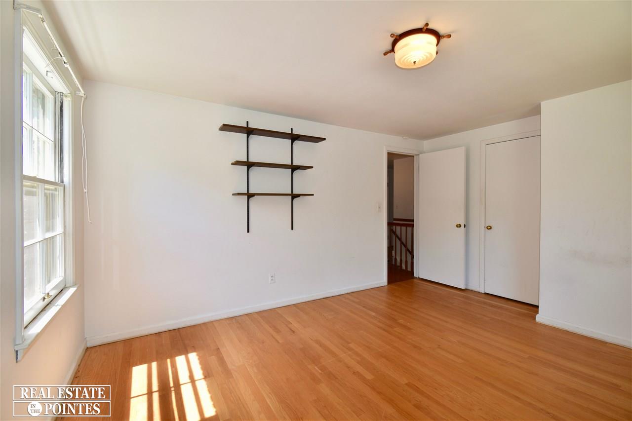 1699 Severn Road Grosse Pointe Woods, MI 48236 - Photo 20 of 28