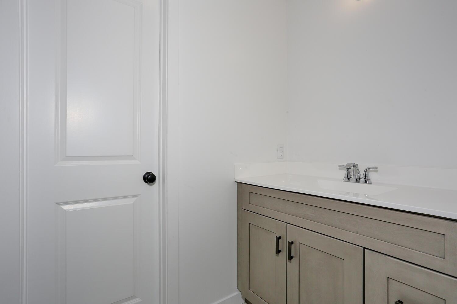 37 Ewing Avenue, Unit 202 Spring Valley, NY 10977 - Photo 21 of 44 a view of a closet