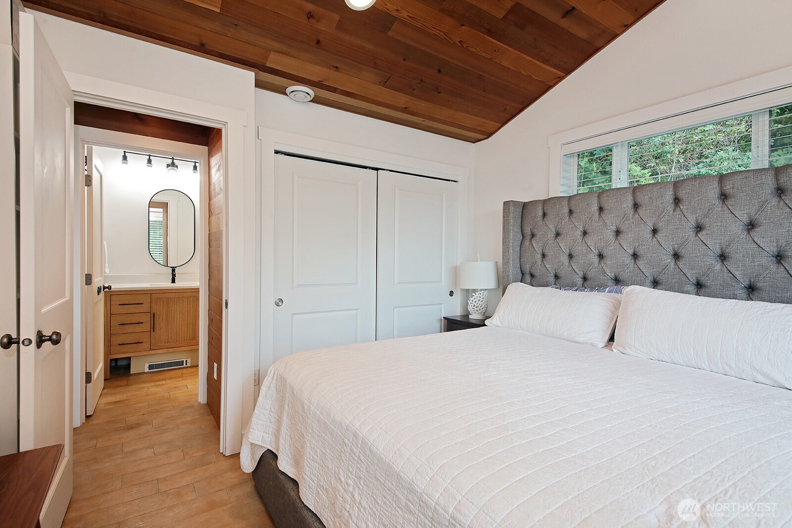 4653 Saratoga Road Langley, WA 98260 - Photo 20 of 40 Gallery Image 20