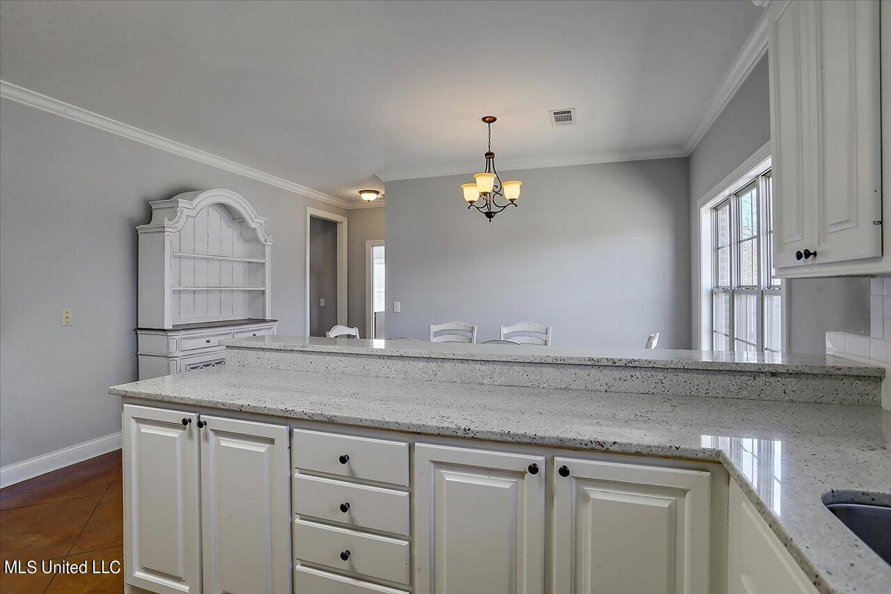 409 Ash Tree Lane Madison, MS 39110 - Photo 12 of 29 10-409 Ash Tree Ln