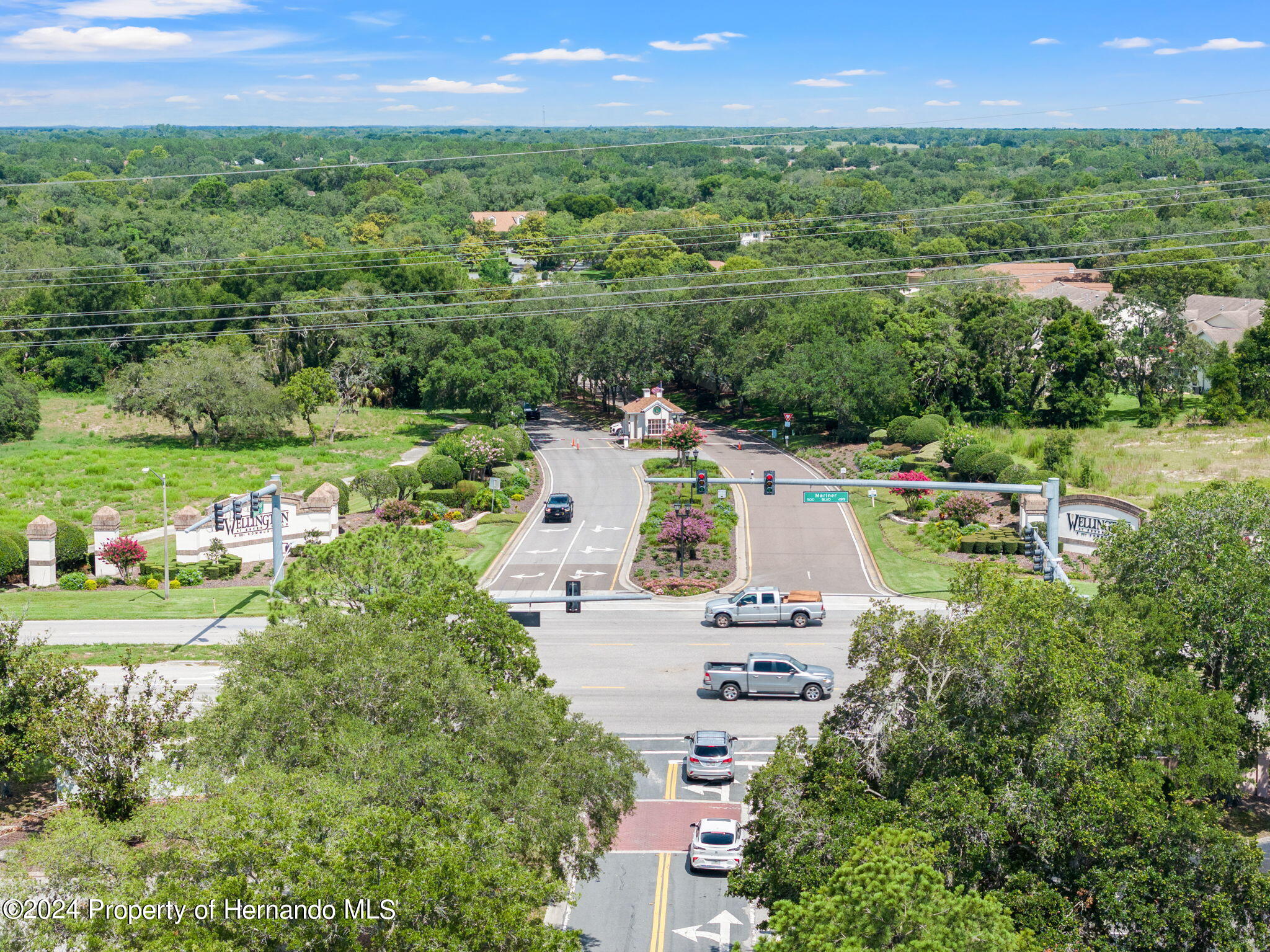 401-405 Candlestone Court Spring Hill, FL 34609 - Photo 9 of 11 an aerial view of multiple house
